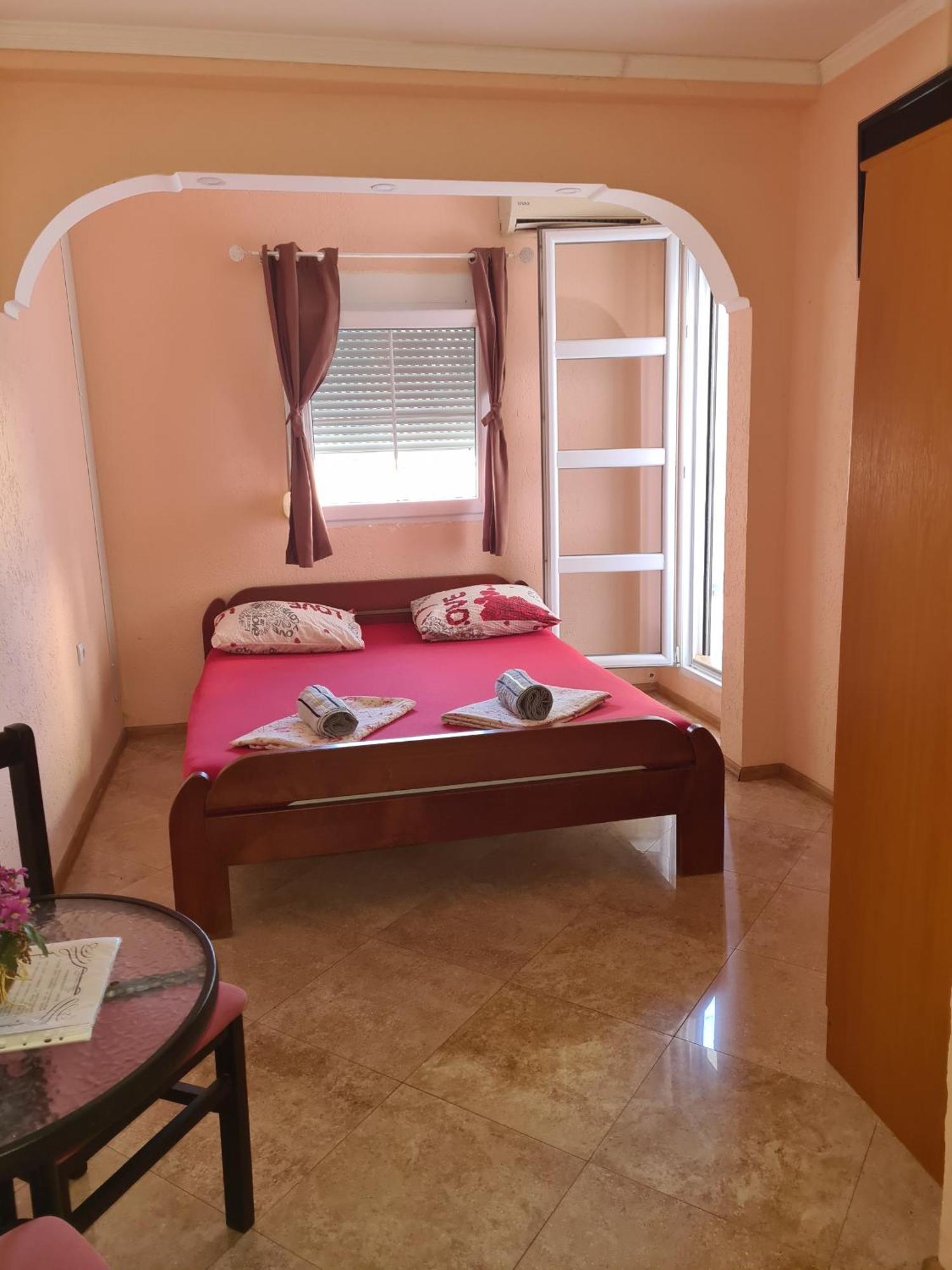 באר Apartments Bulatovic חדר תמונה